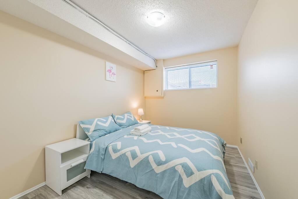 Mt Pleasant Nw 2 Bedrooms 500 YYC Eksteriør bilde